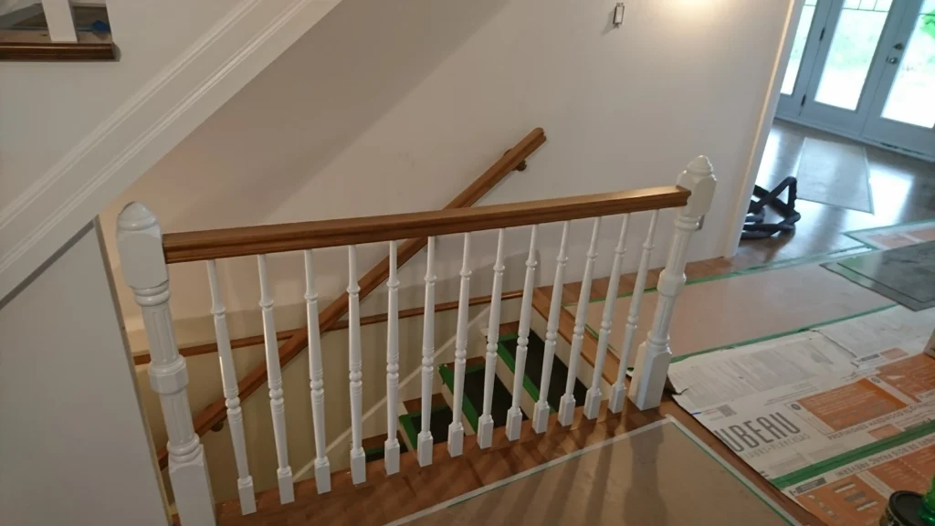 Volée d'escalier traditionnel teinté