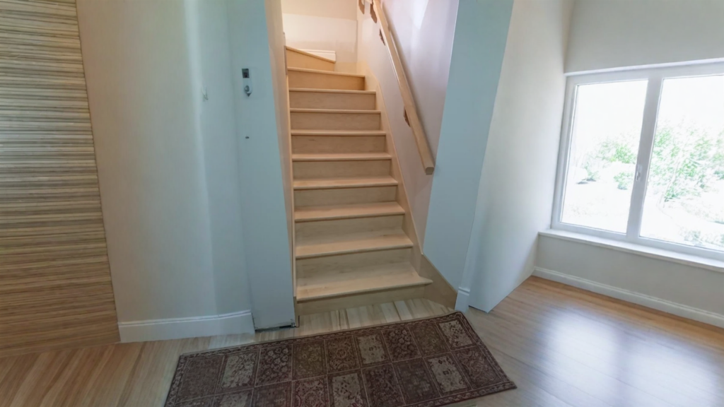 Straight staircase all maple natural